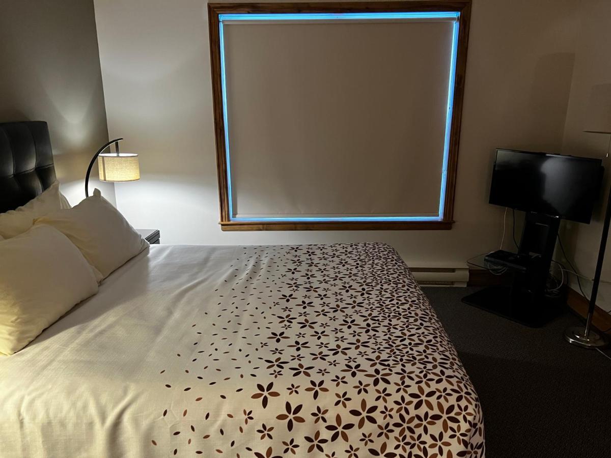 Marble Villa Steady Brook Εξωτερικό φωτογραφία